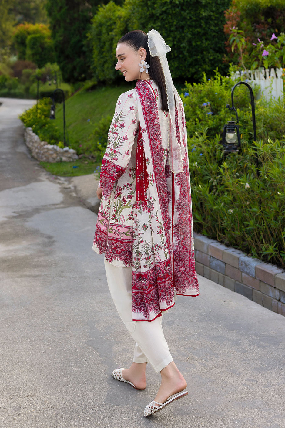 3 PIece Printed Lawn Suit