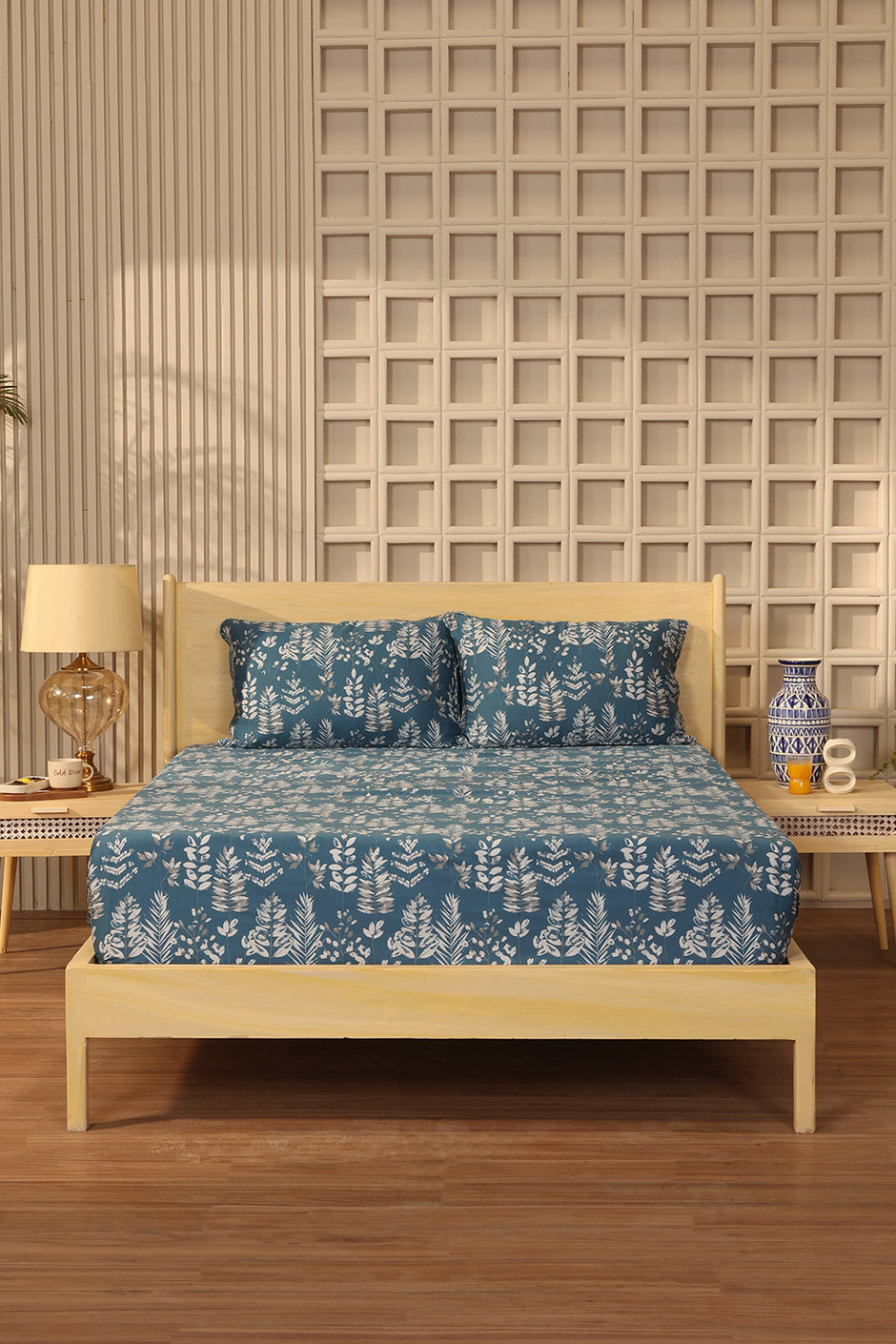 Leaf Imprint T-200 Bed Sheet Set