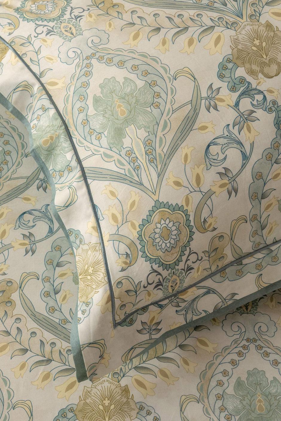 Lumiere Damask Quilt Cover Set