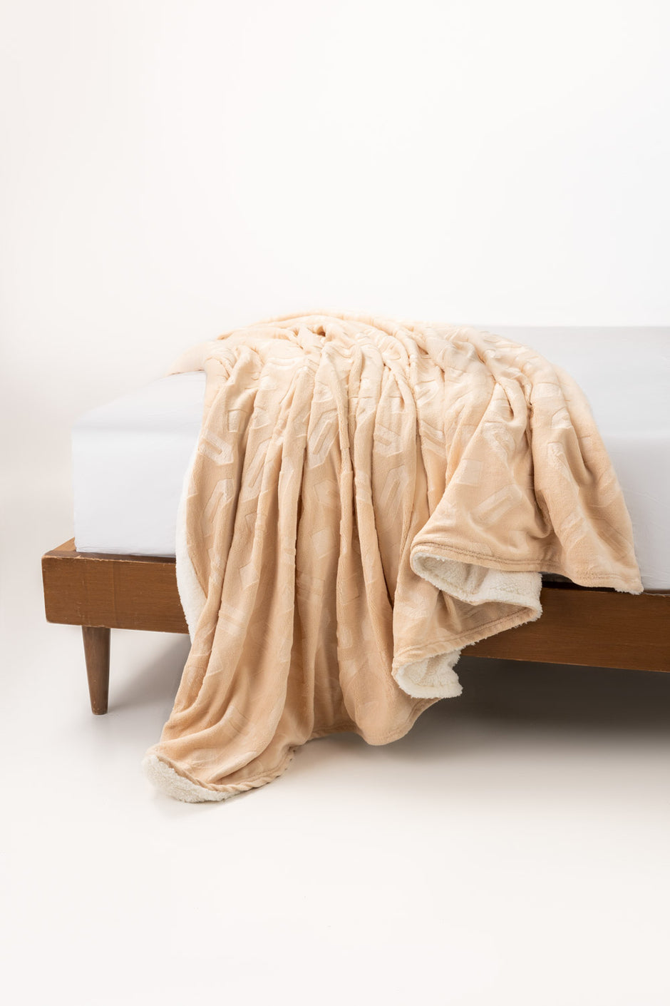 Macadamia Double Ply Fleece Throw