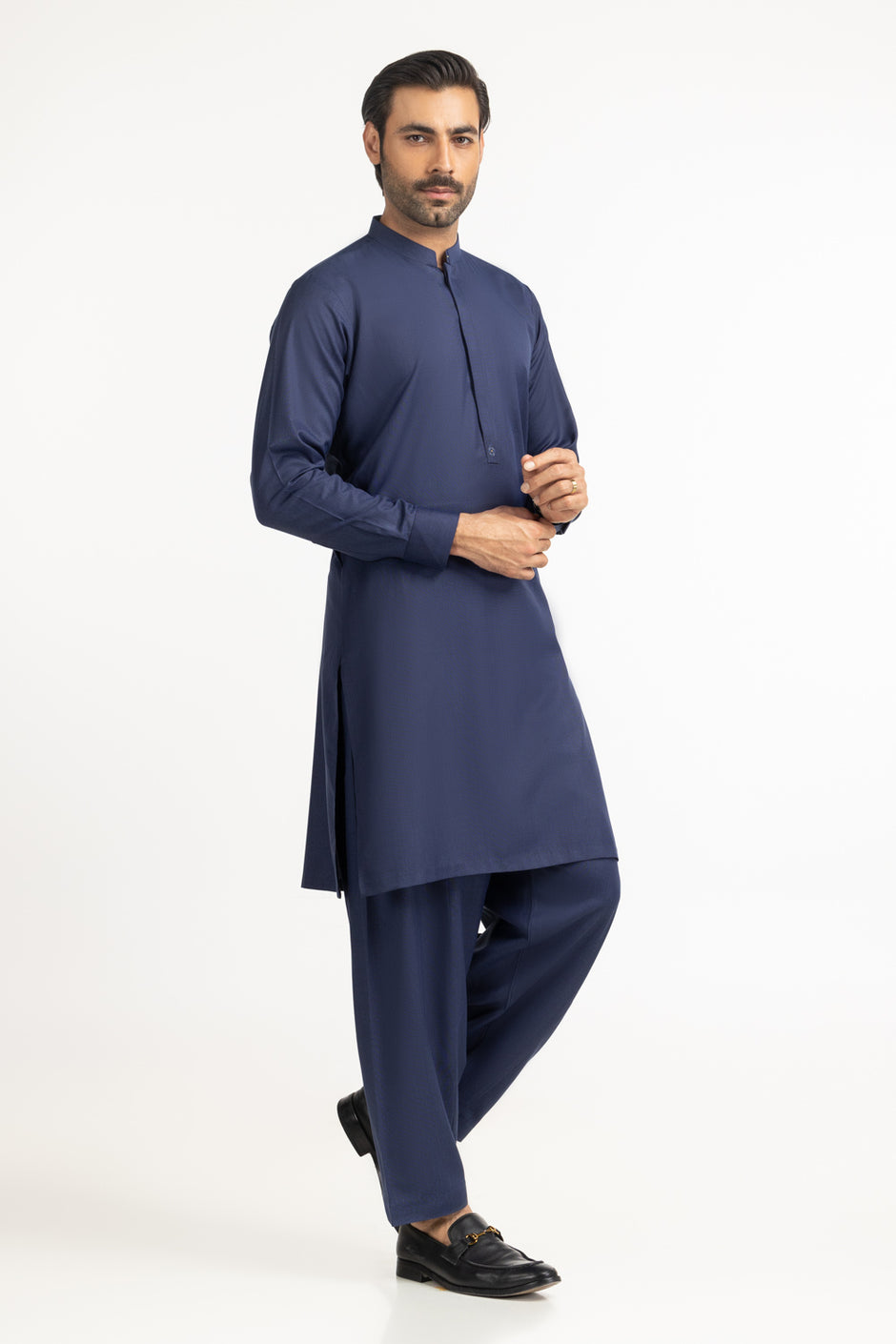Regular Fit Styling Suits