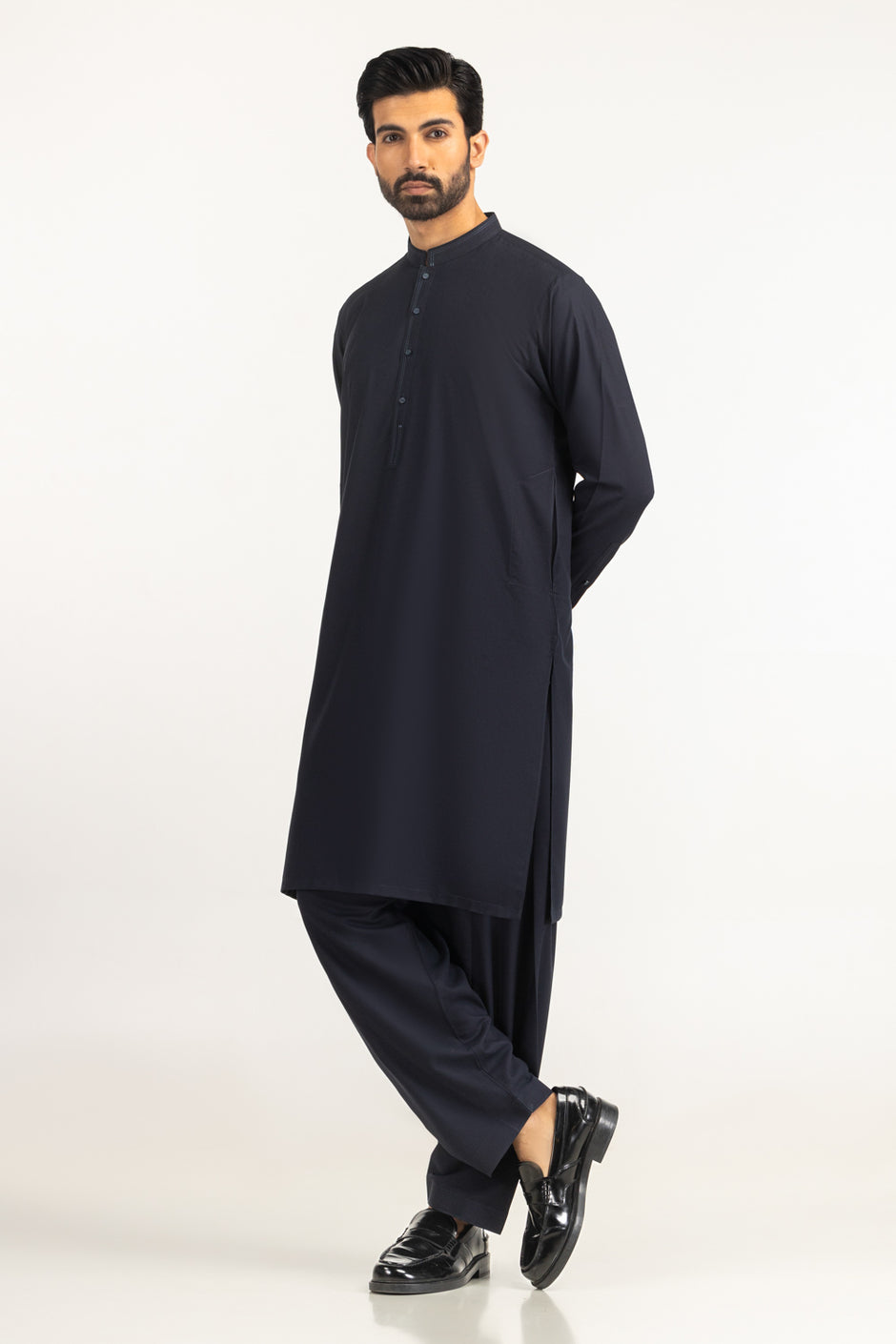 Regular Fit Styling Suits