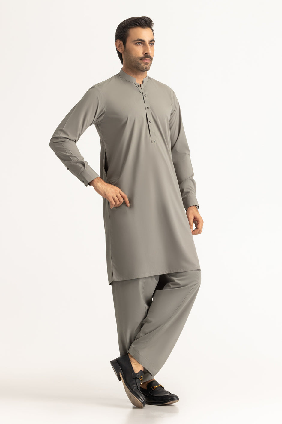 Regular Fit Styling Suits