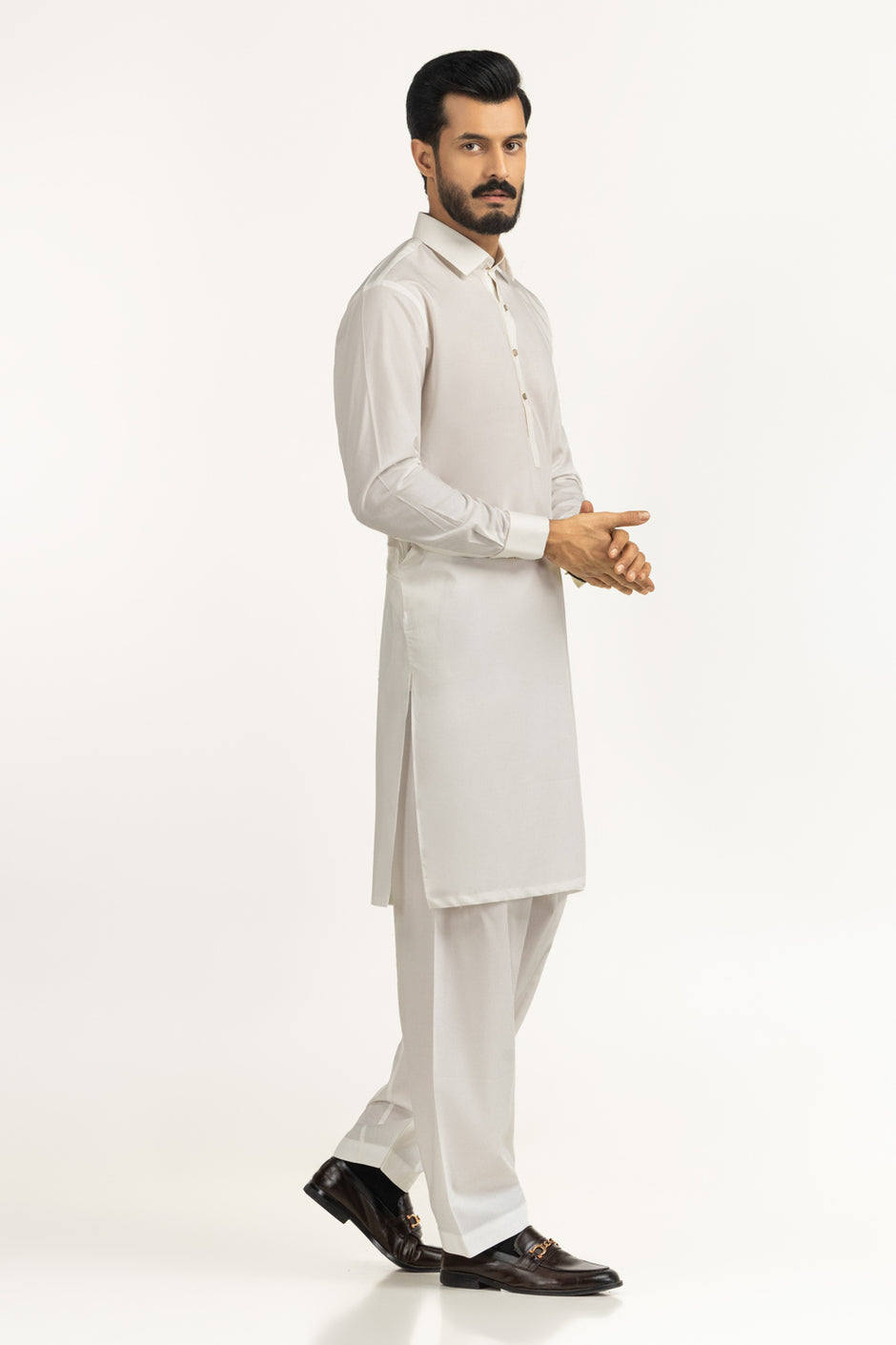 Regular Fit Styling Suits