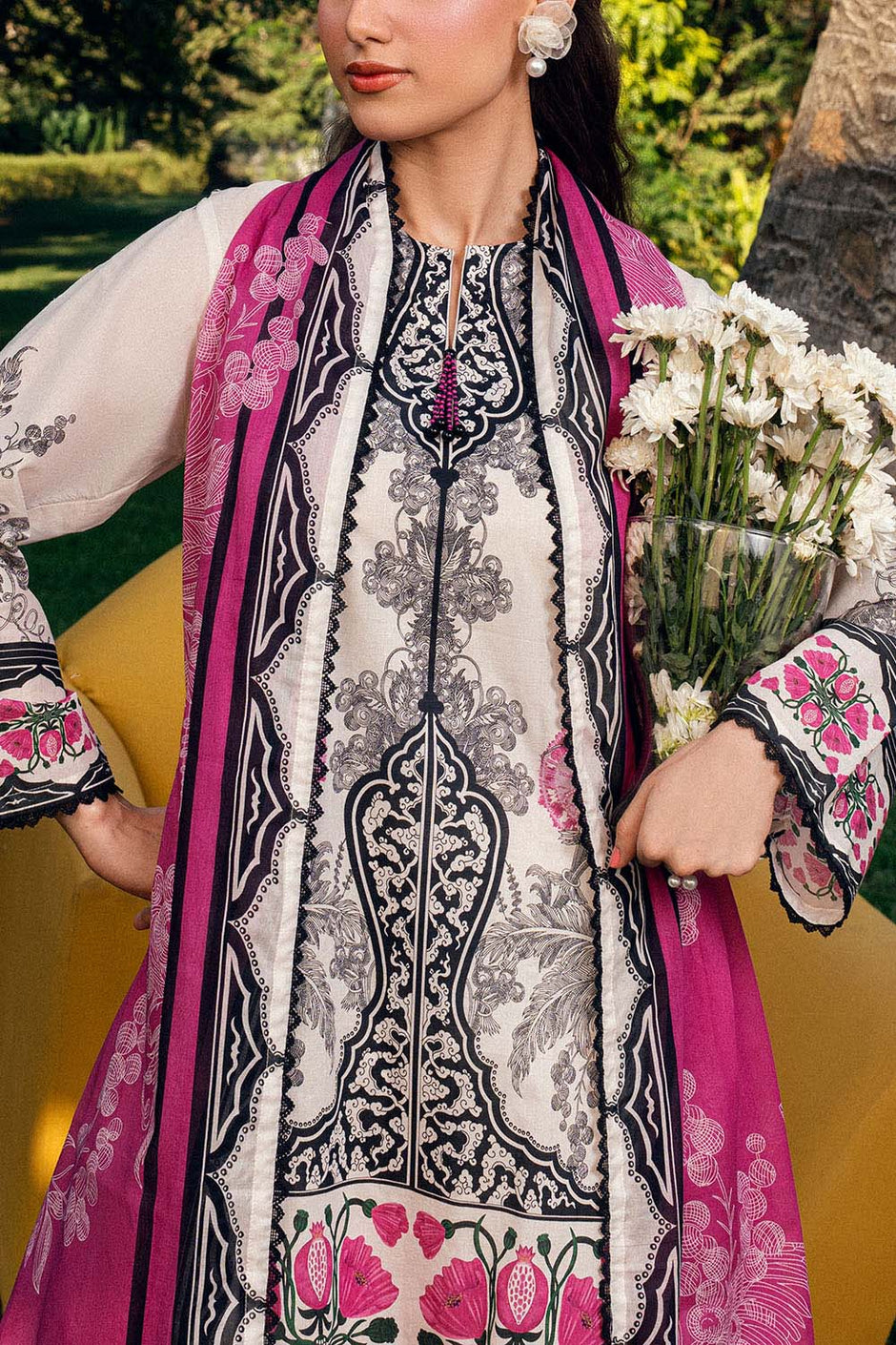 3 PIece Printed Lawn Suit