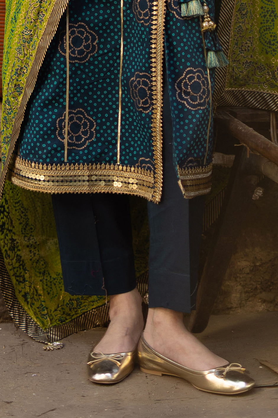 3 Piece Gold and Lacquer Printed Lawn Suit with Gold and Lacquer Printed Chiffon Dupatta and Dyed Trouser