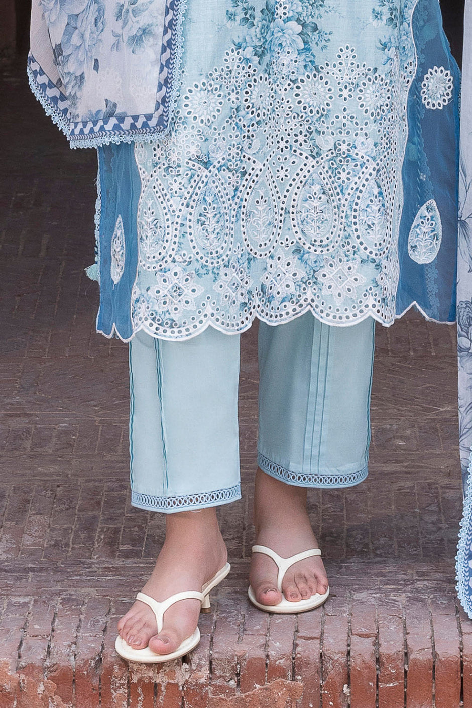 3 Piece Embroidered Printed Lawn Suit with Printed Chiffon Dupatta
