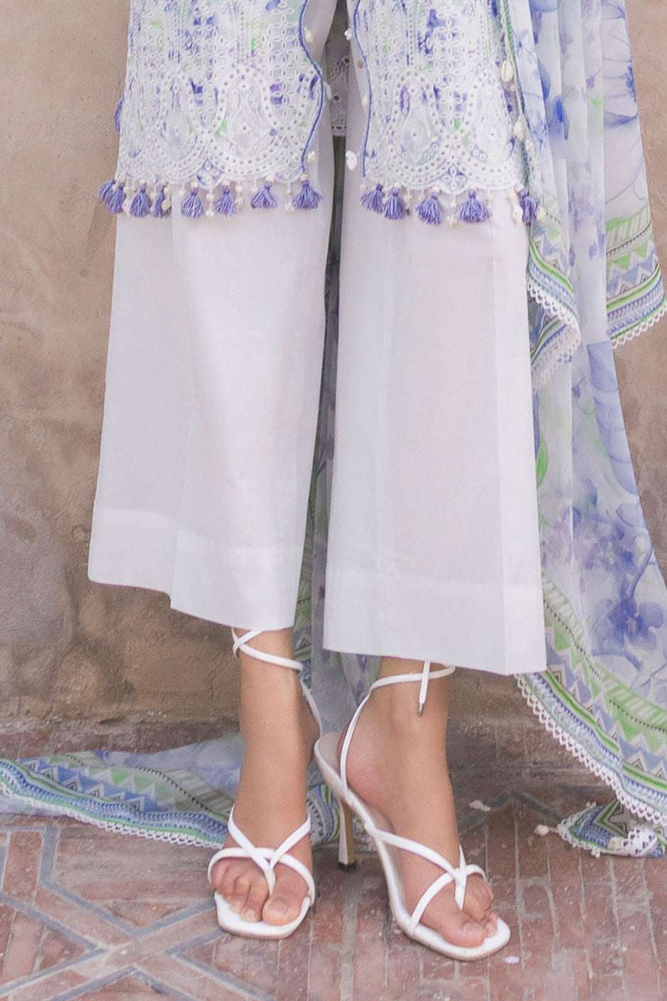 3 Piece Embroidered Printed Lawn Suit with Printed Chiffon Dupatta