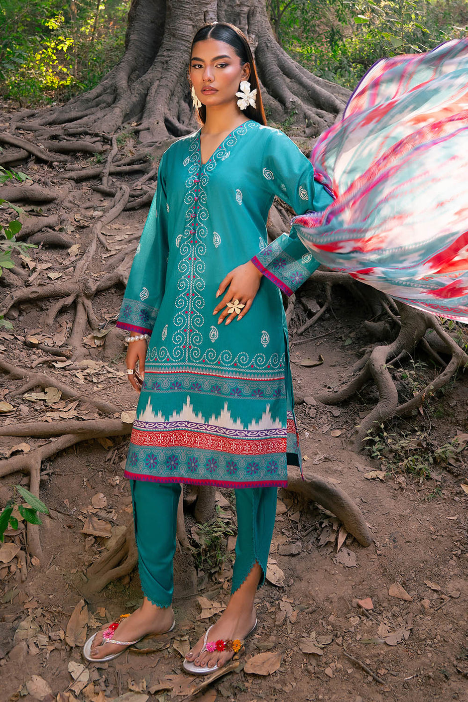 3 Piece Printed Lawn Suit with Chiffon Dupatta