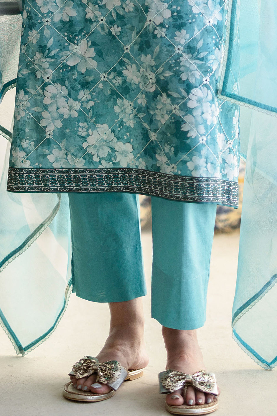 3 Piece Embroidered Printed Lawn Suit with Cotton Net Dupatta and Borders