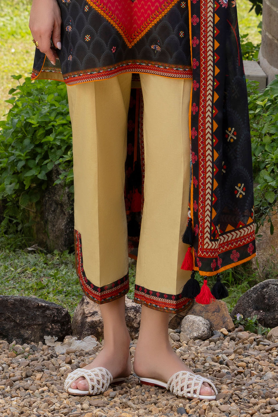 3 Piece Printed Cambric Suit with Lawn Dupatta