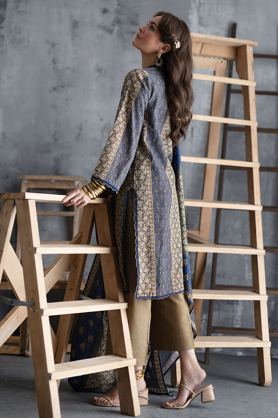 3 Piece Printed Khaddar Suit with Printed Khaddar Dupatta