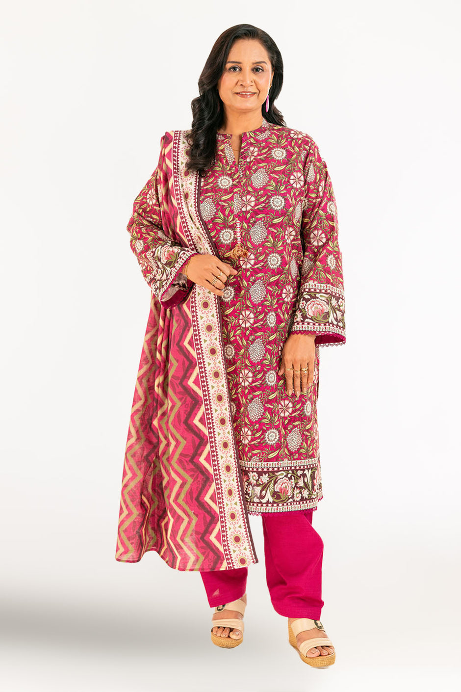 3 Piece Printed Khaddar Suit with Dupatta K-52109