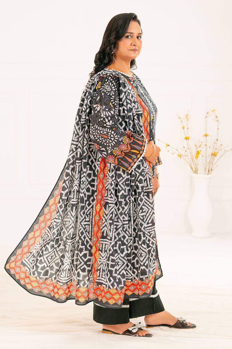 3 Piece Printed Khaddar Suit with Dupatta