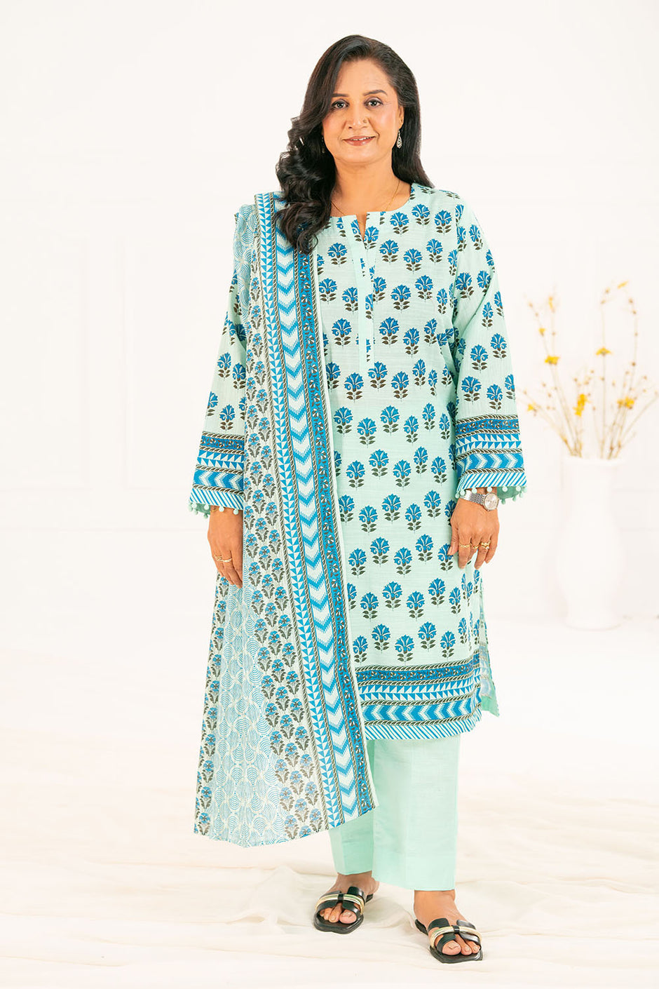 3 Piece Printed Khaddar Suit with Dupatta