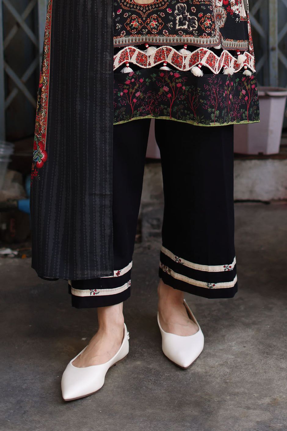 3 Piece Printed Khaddar Suit with Printed Khaddar Dupatta