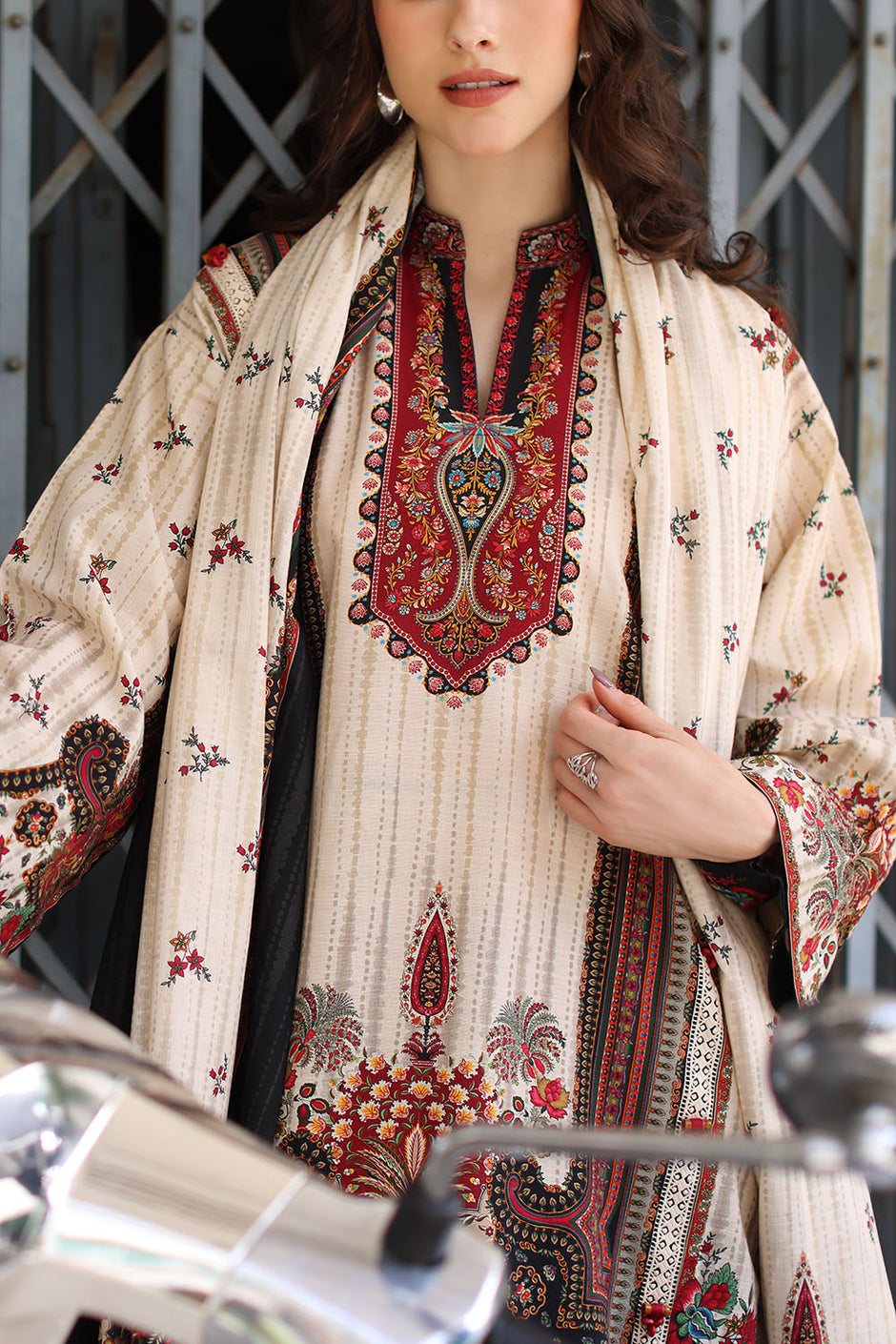 3 Piece Printed Khaddar Suit with Printed Khaddar Dupatta