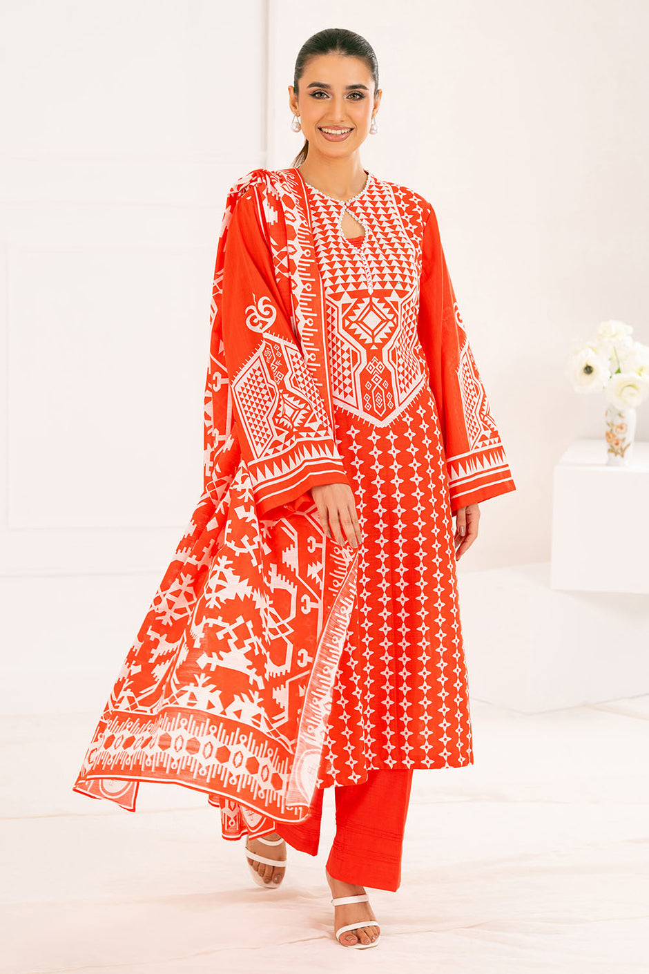 3 Piece Printed Khaddar Suit with Dupatta