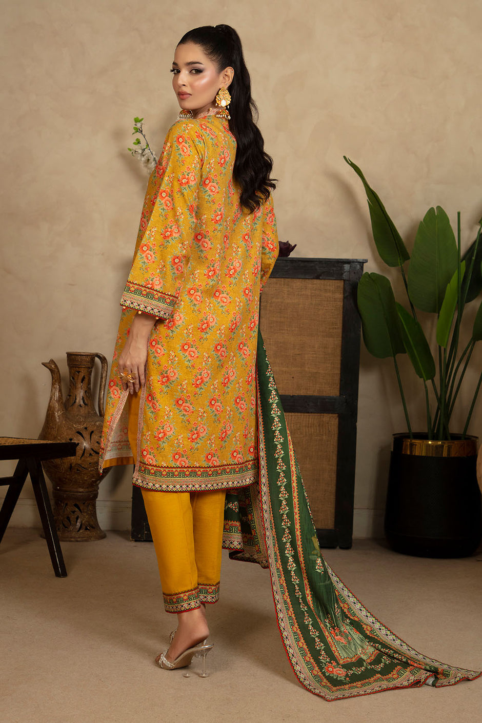 3 Piece Printed Khaddar Suit with Dupatta