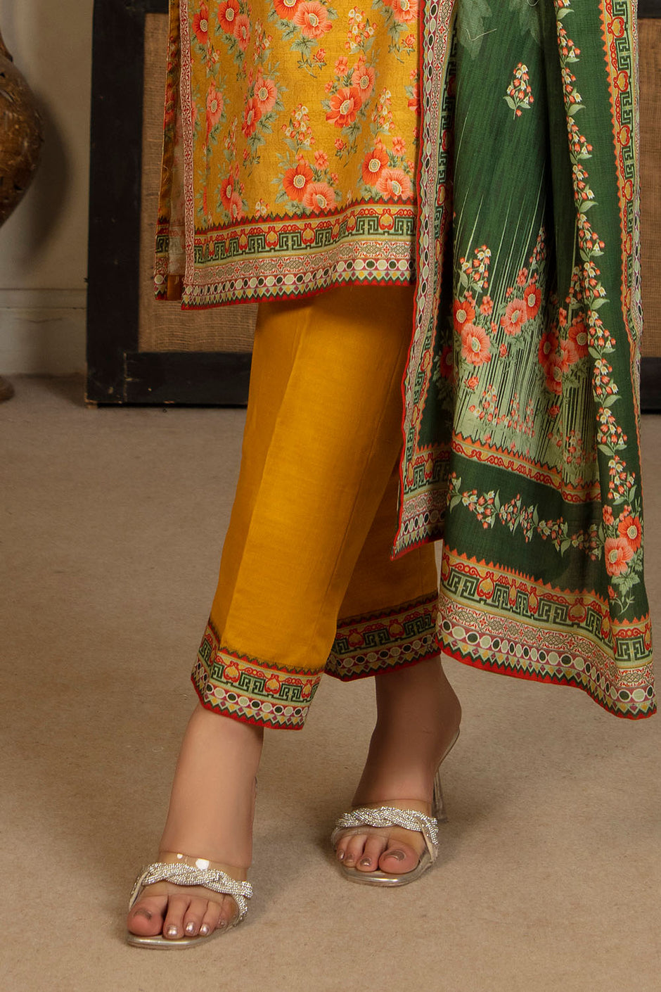 3 Piece Printed Khaddar Suit with Dupatta
