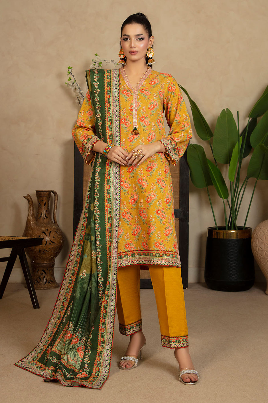 3 Piece Printed Khaddar Suit with Dupatta
