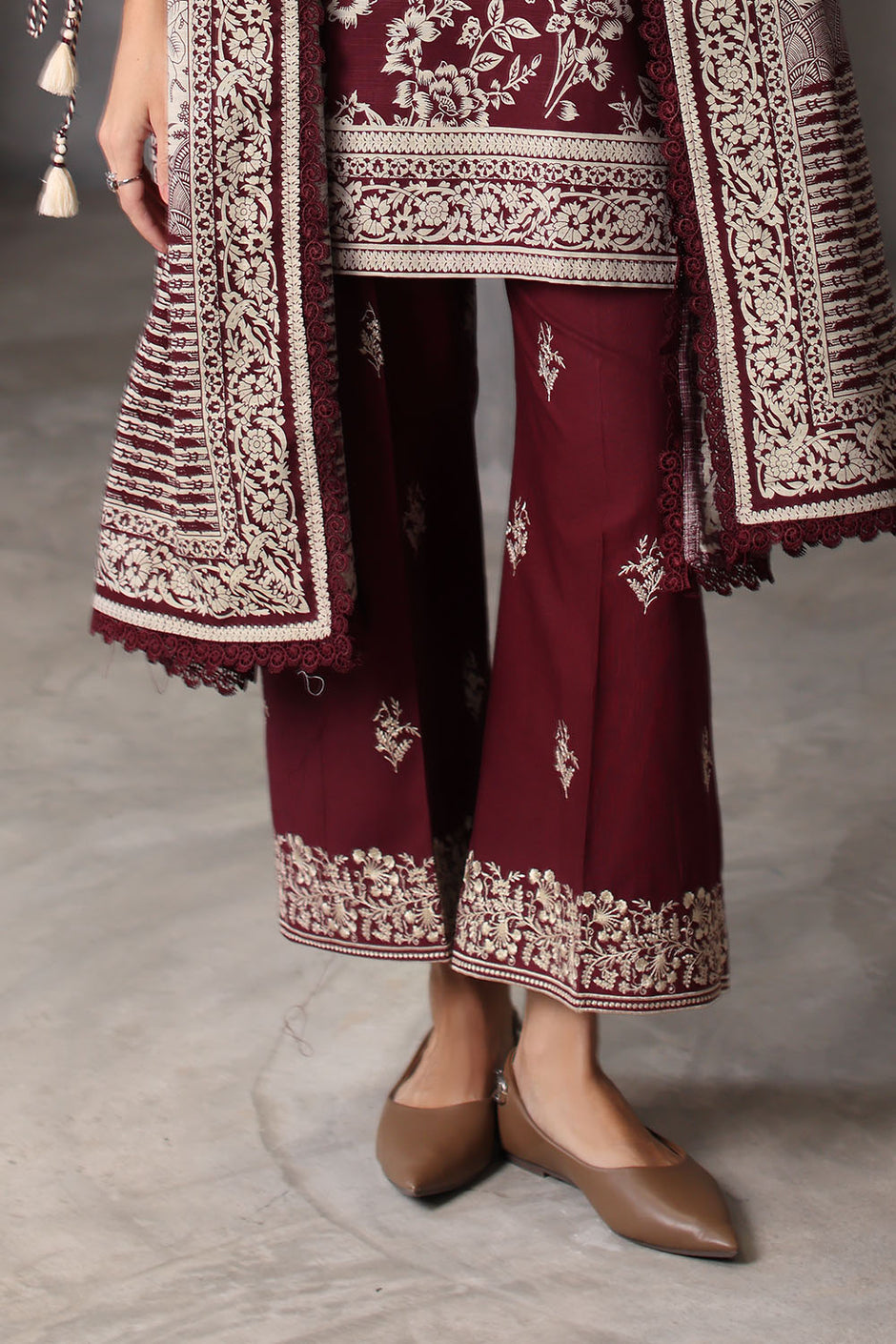 3 Piece Printed Khaddar Suit with Printed Khaddar Dupatta