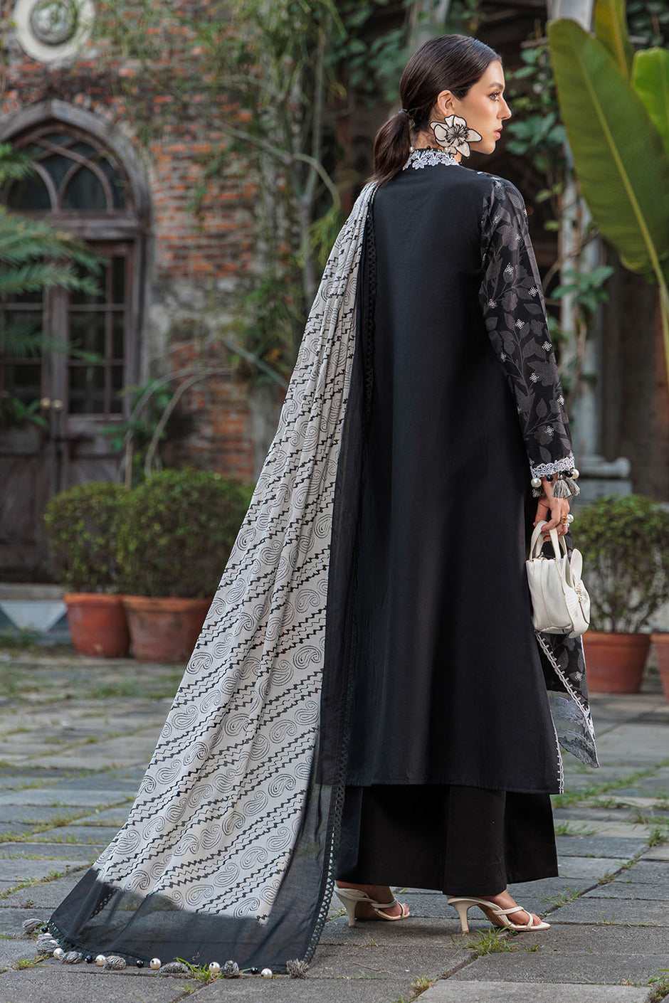 3 Piece Printed Lawn Suit with Embroidered Neckline, Borders and Lace