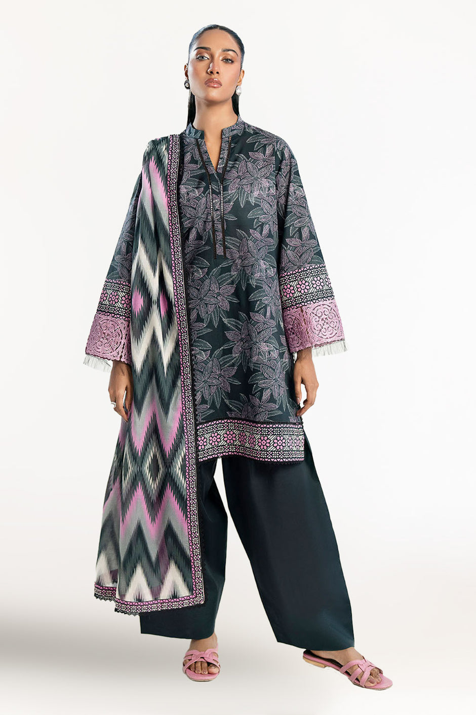 3 Piece Printed Lawn Suit with Embroidered Organza Sleeves CL-62009