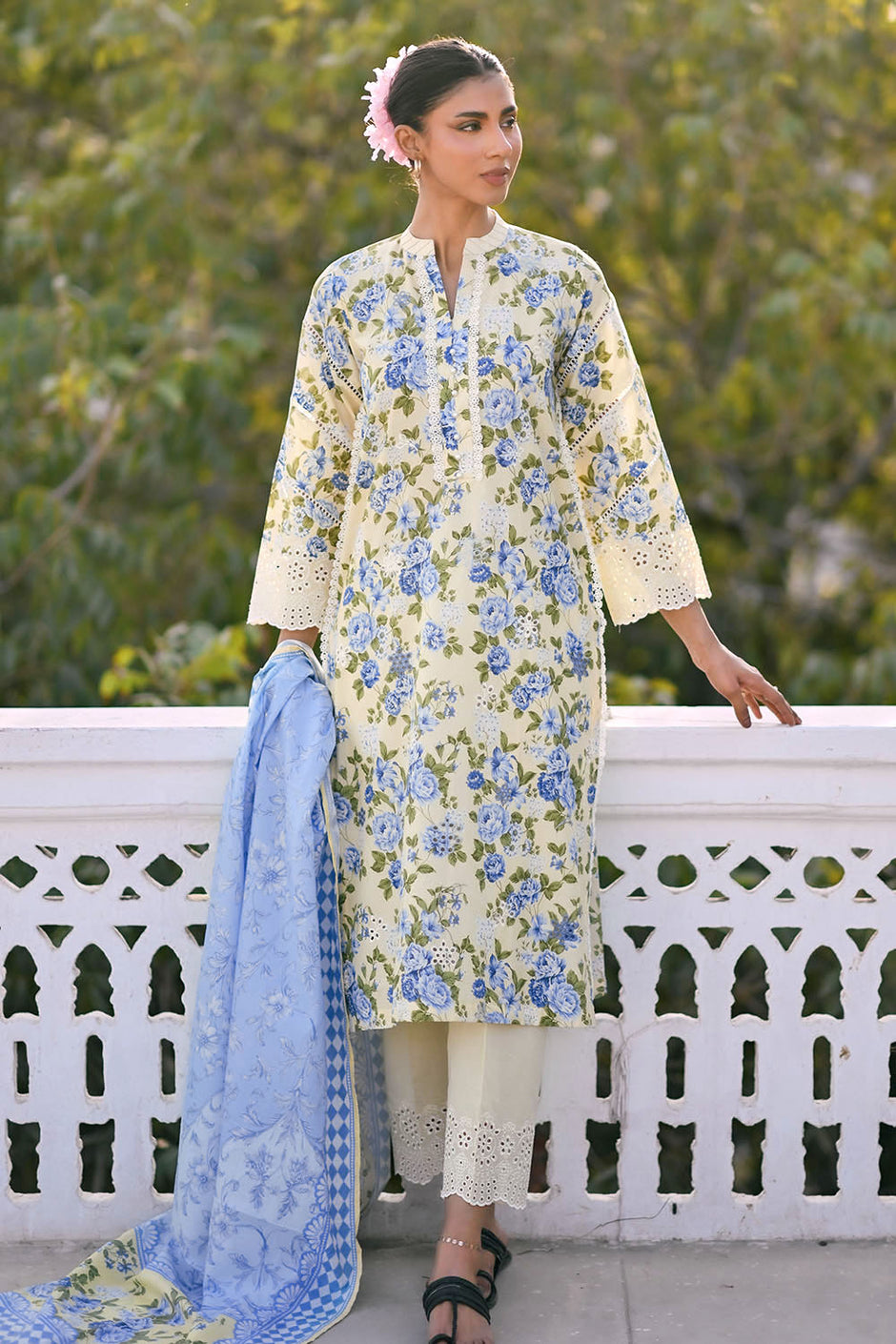 3 Piece Embroidered Printed Lawn Suit with Border