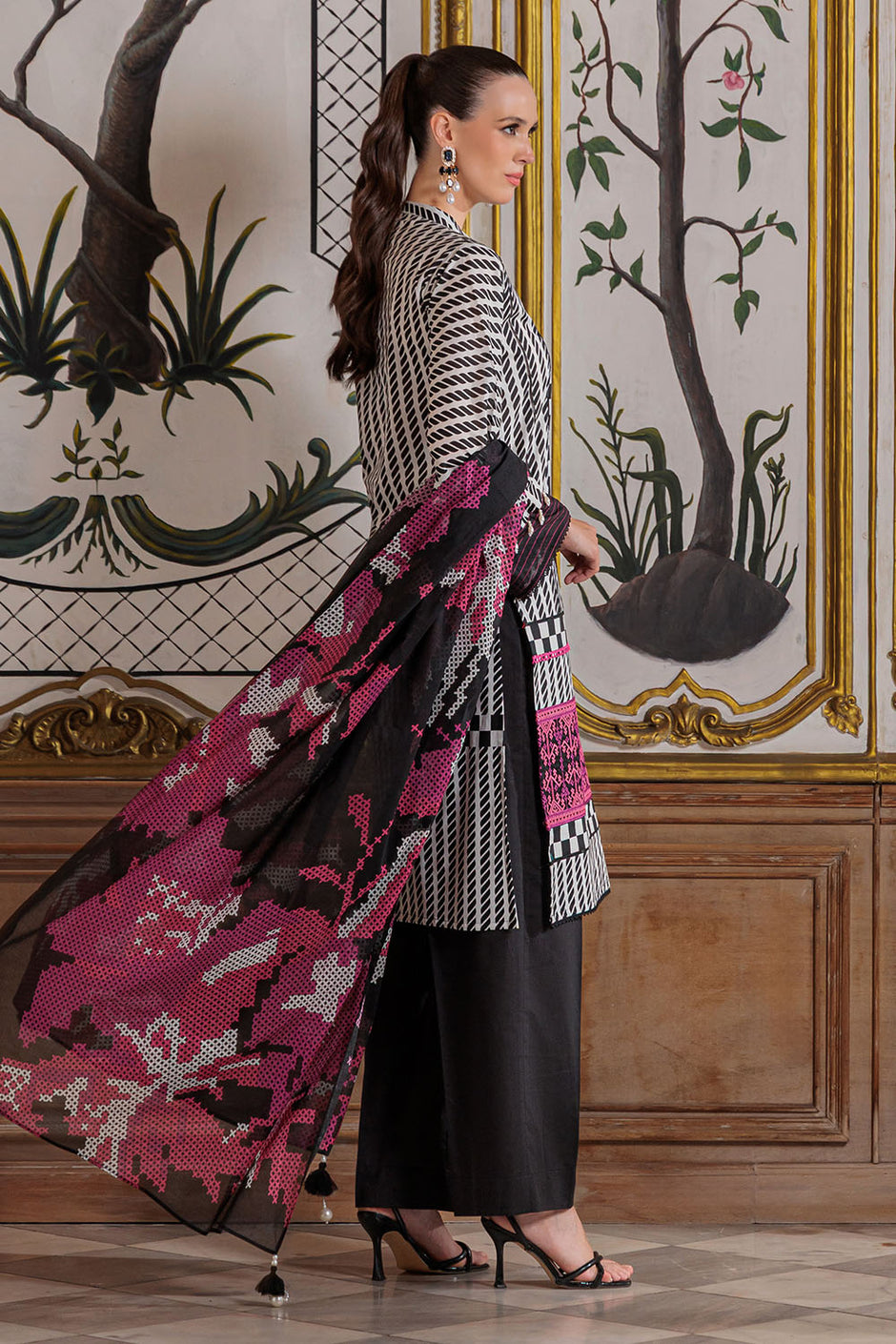 3 Piece Printed Lawn Suit with Embroidered Border