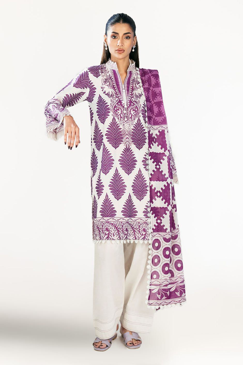 3 Piece Printed Lawn Suit with Embroidered Organza Border CL-62269