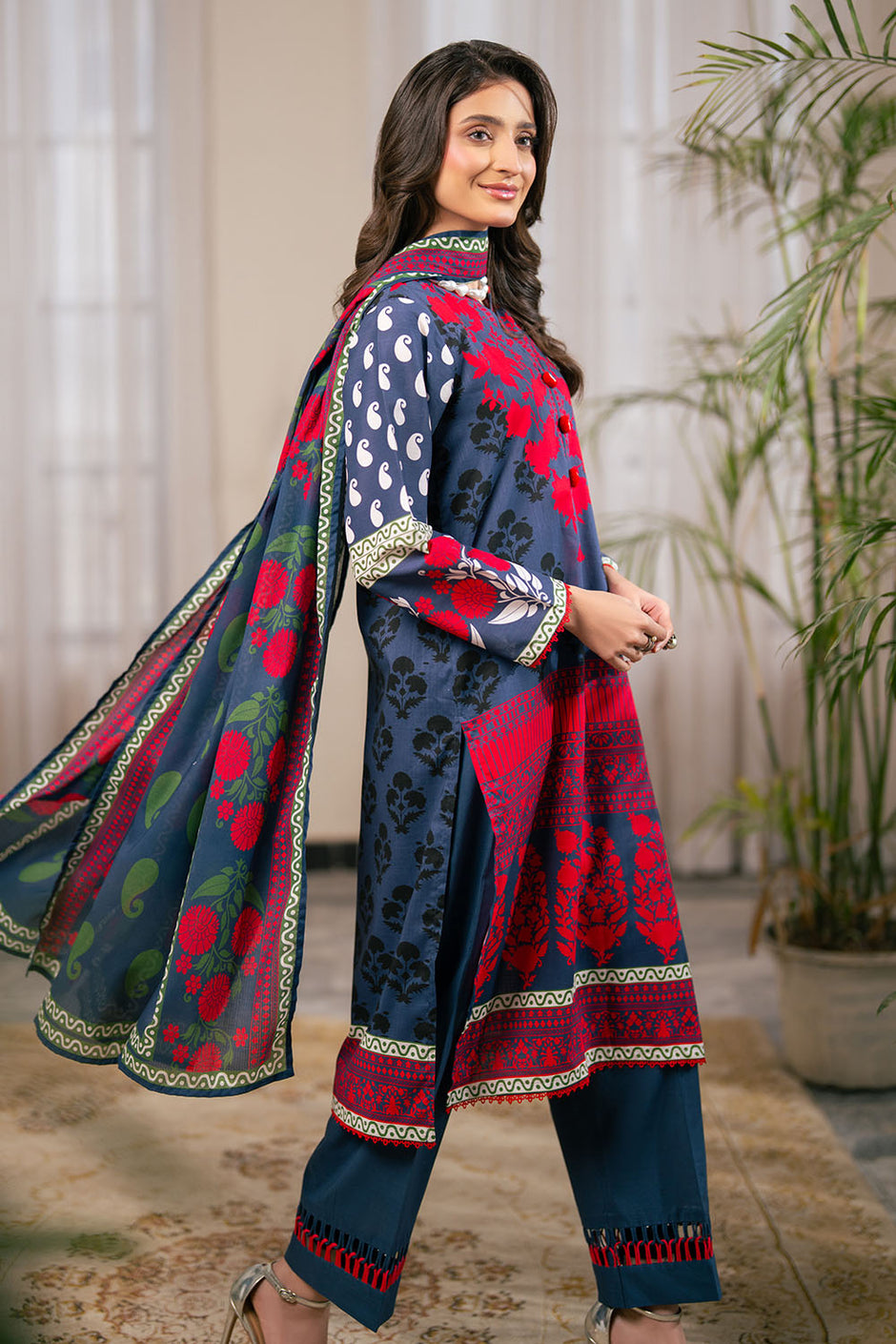 3 Piece Printed Cross Hatch Suit with Lawn Dupatta