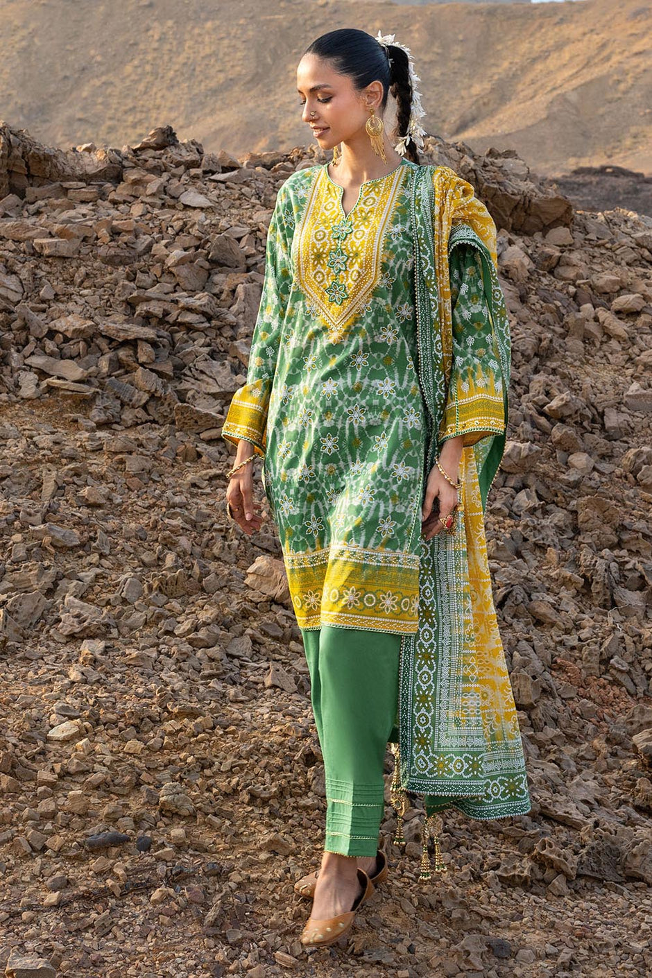 3 Piece Lacquer Printed Lawn Suit with Lacquer Printed Lawn Dupatta and Dyed Trouser