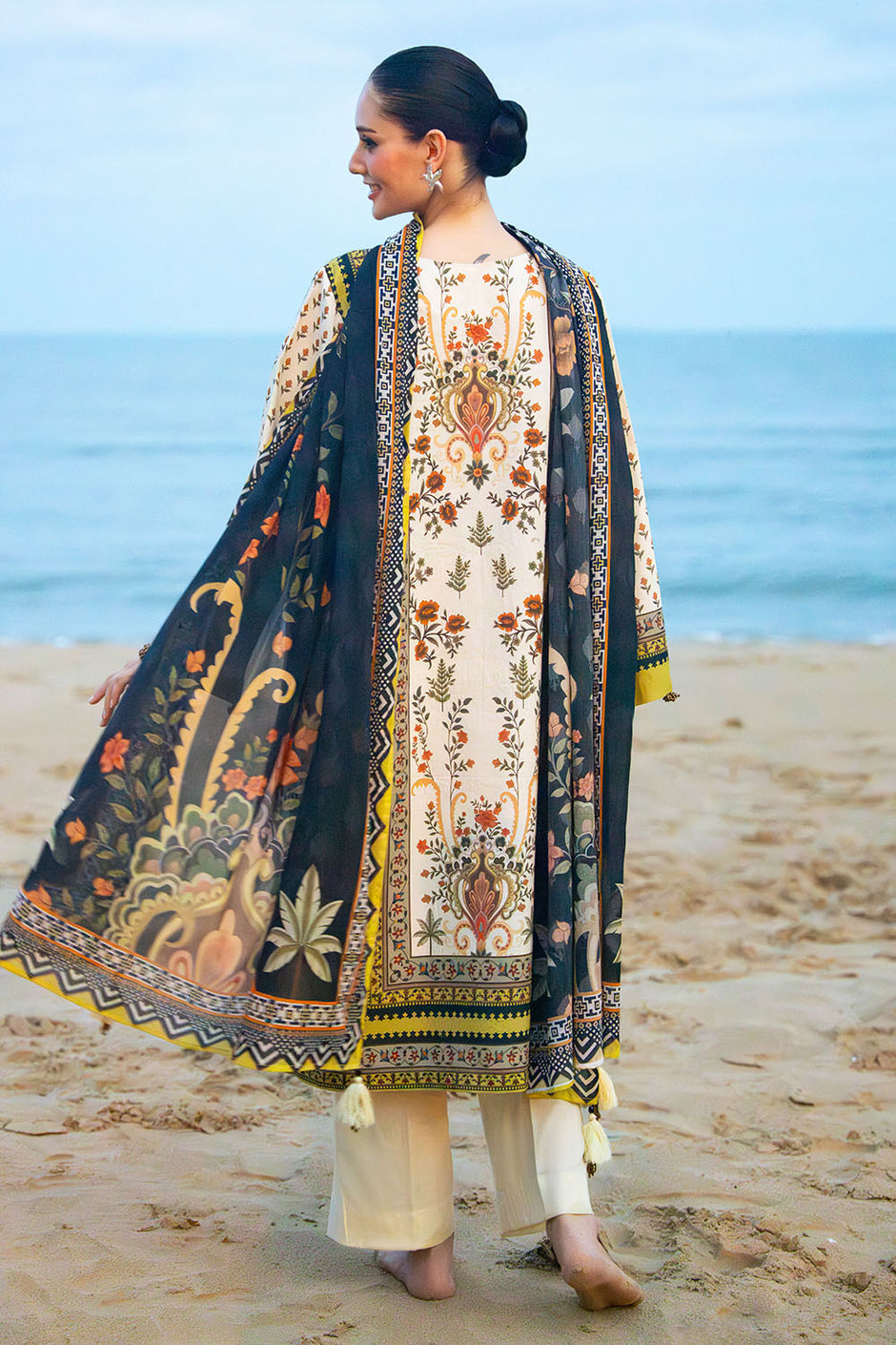 3 Piece Printed Lawn Suit