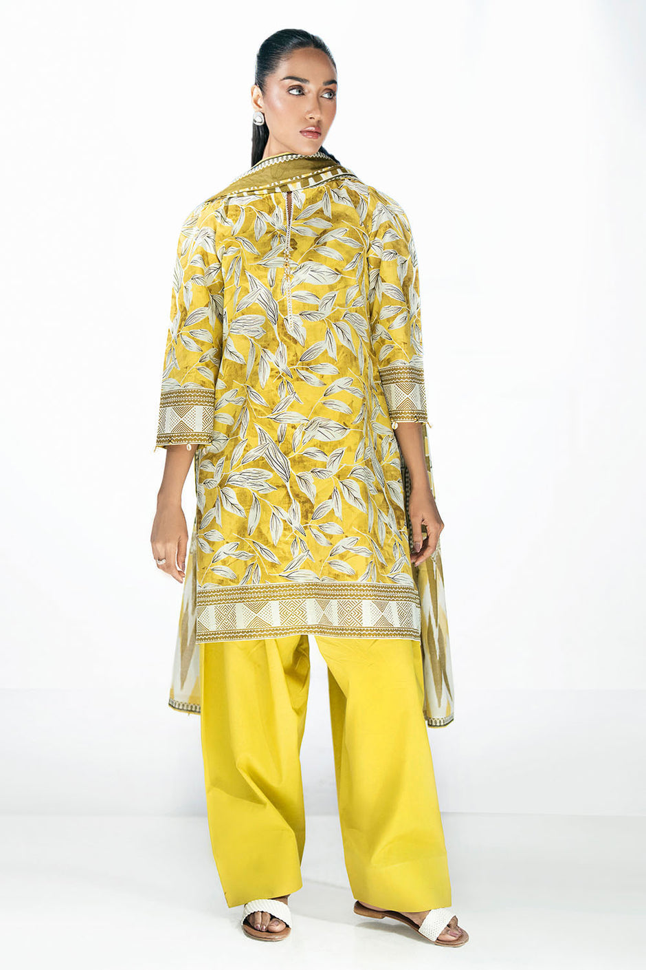 3 Piece Printed Lawn Suit CL-62297 B