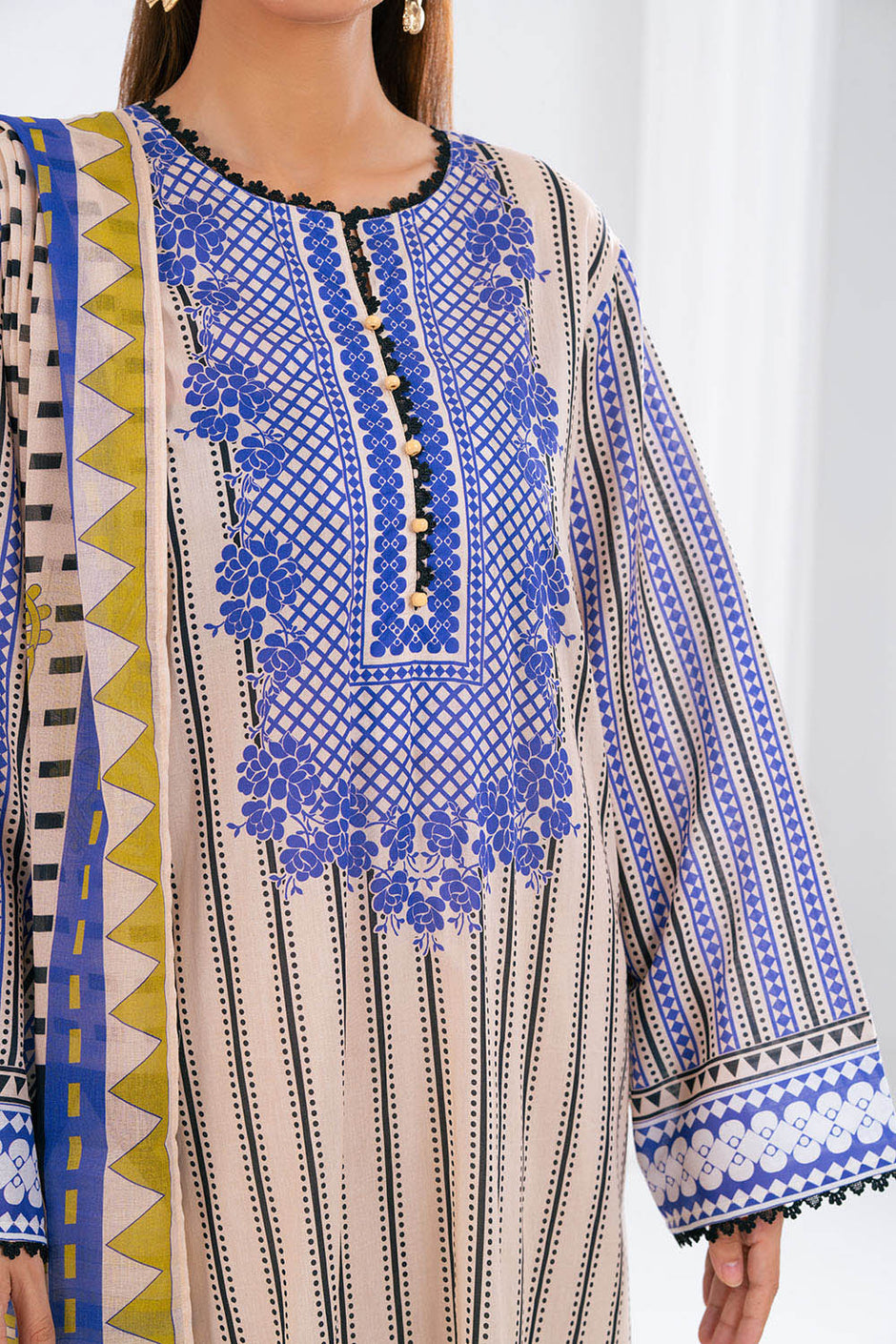 3 Piece Printed Lawn Suit with Dupatta