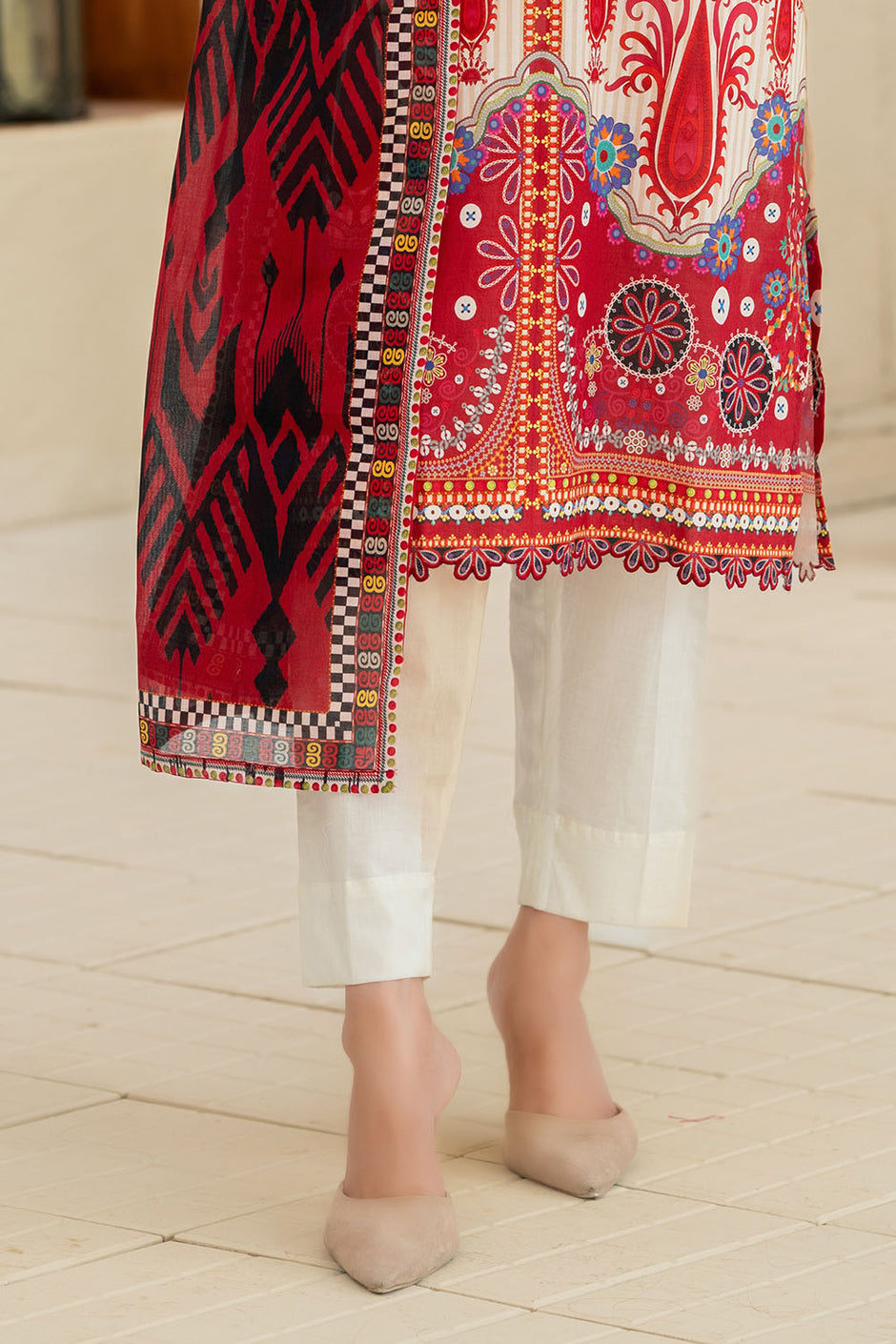 3 Piece Printed Lawn Suit