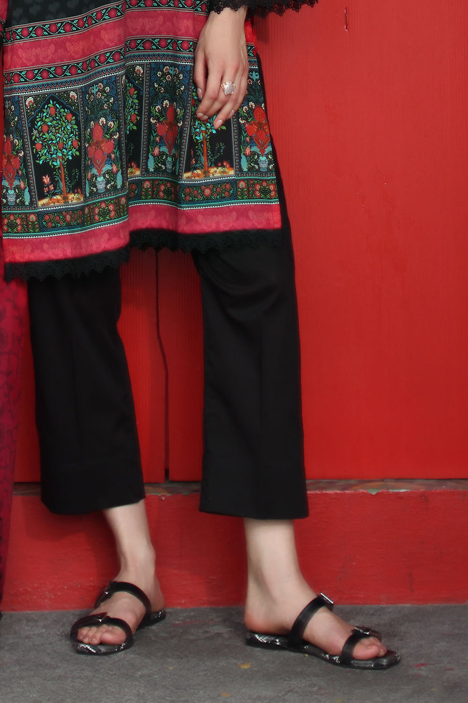 3 Piece Printed Lawn Suit with Printed Lawn Dupatta and Embroidered Neckline