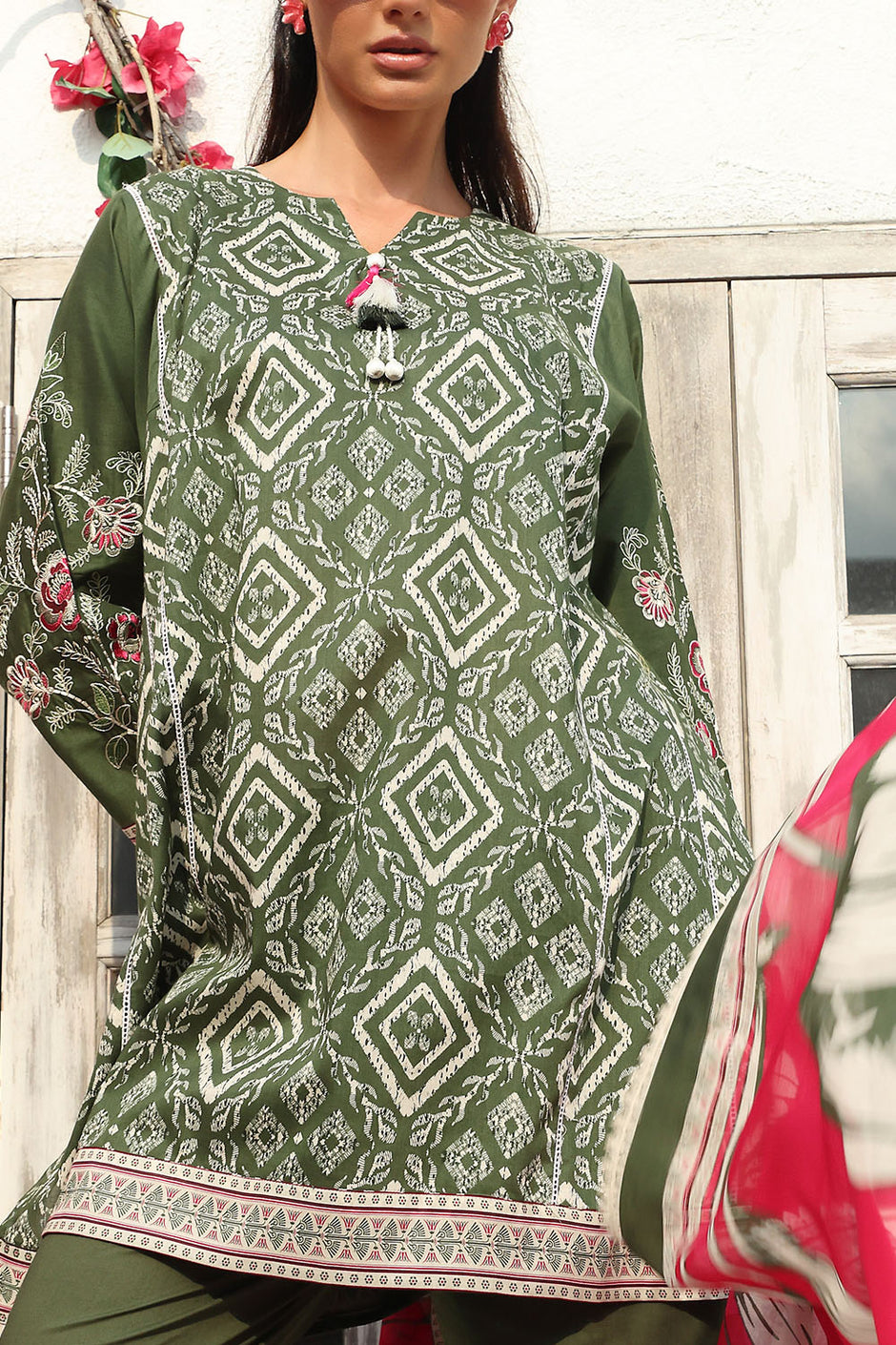 3 Piece Printed Lawn Suit with Printed Lawn Dupatta and Embroidered Sleeves