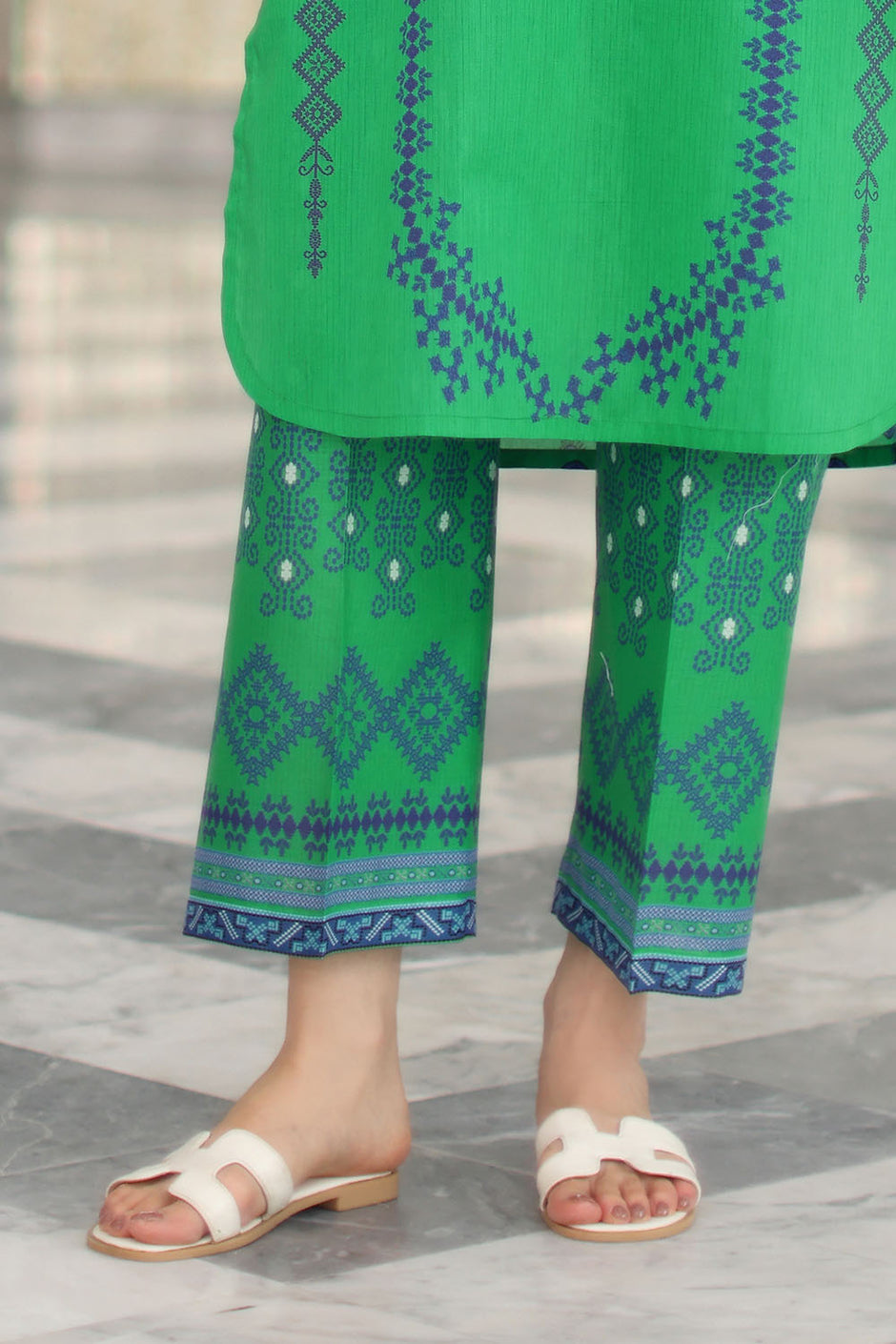2 Piece Printed Lawn Suit with Printed Trouser