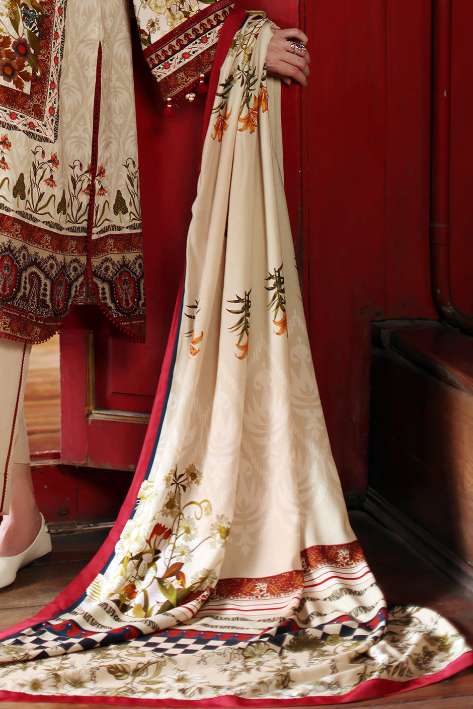 3 Piece Printed Linen Suit with Printed Linen Dupatta