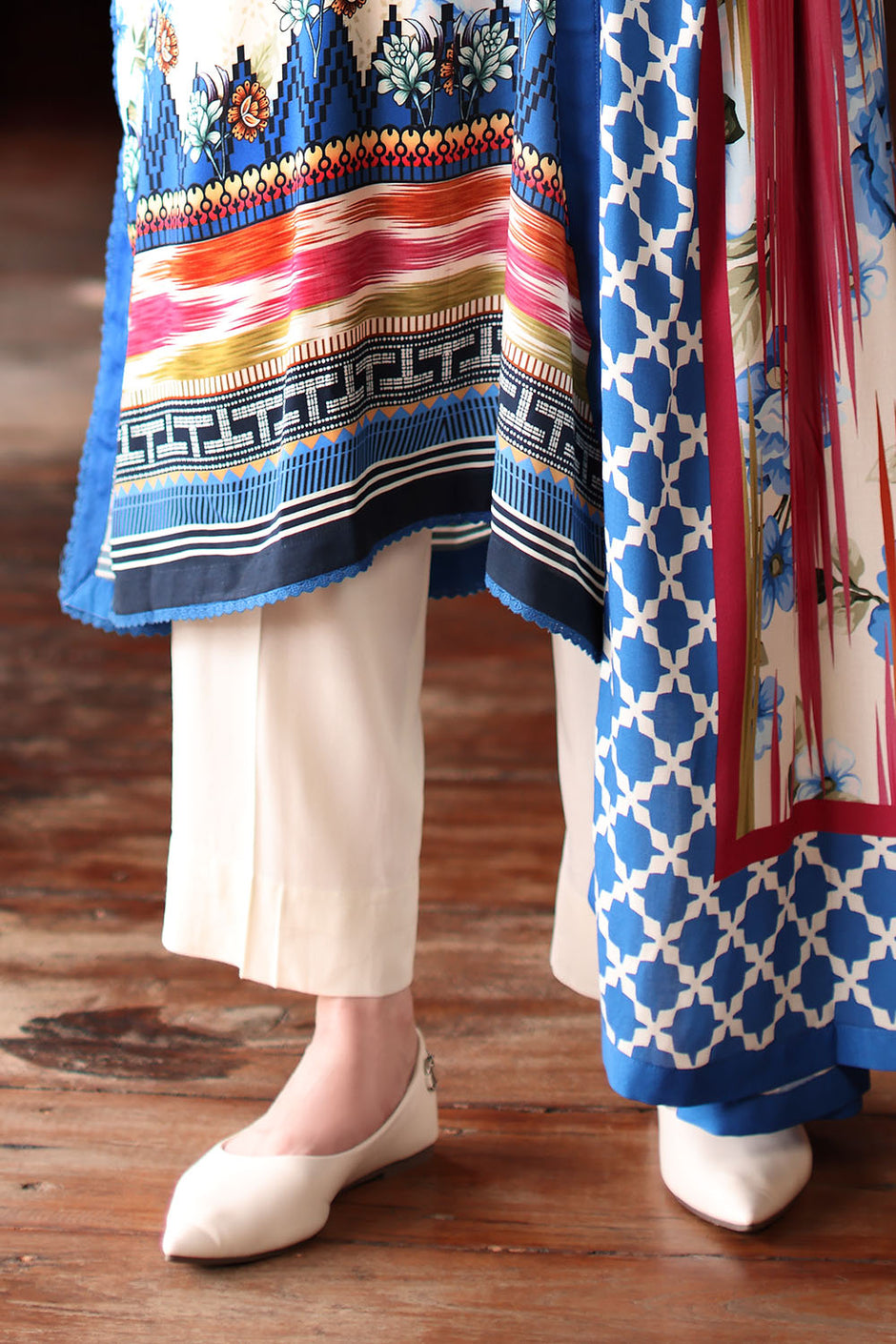 3 Piece Printed Linen Suit with Printed Linen Dupatta