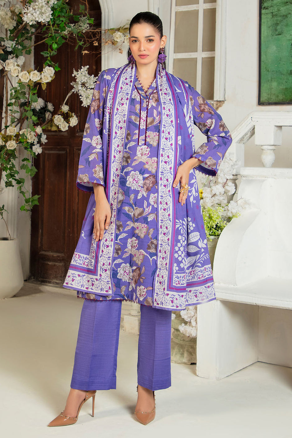 3 Piece Printed Zari Cotton & Khaddar Suit with Dupatta