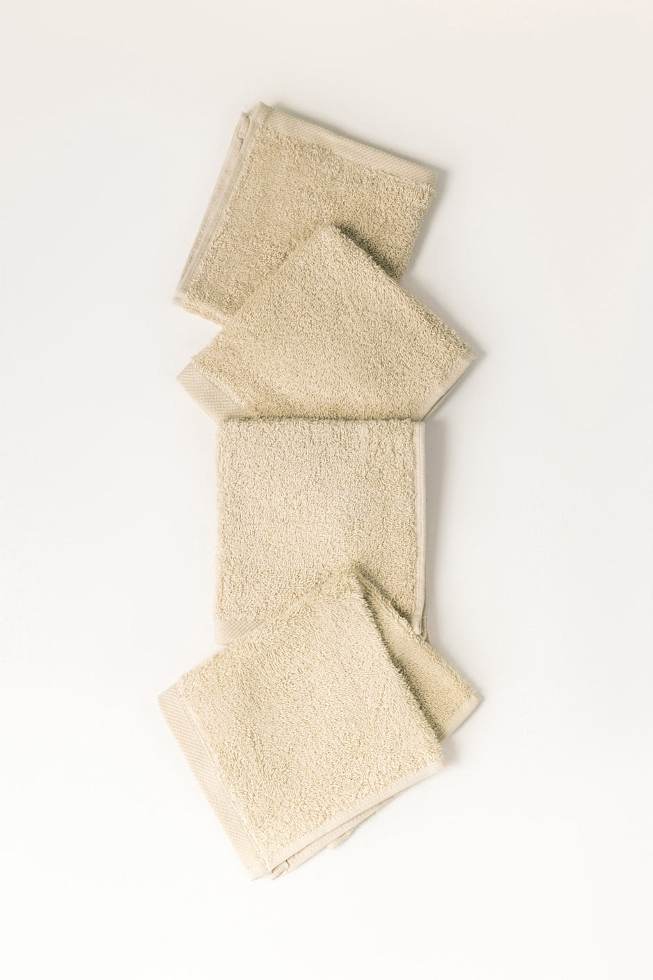 Pyote 4 Pcs Combed Face Towel Set
