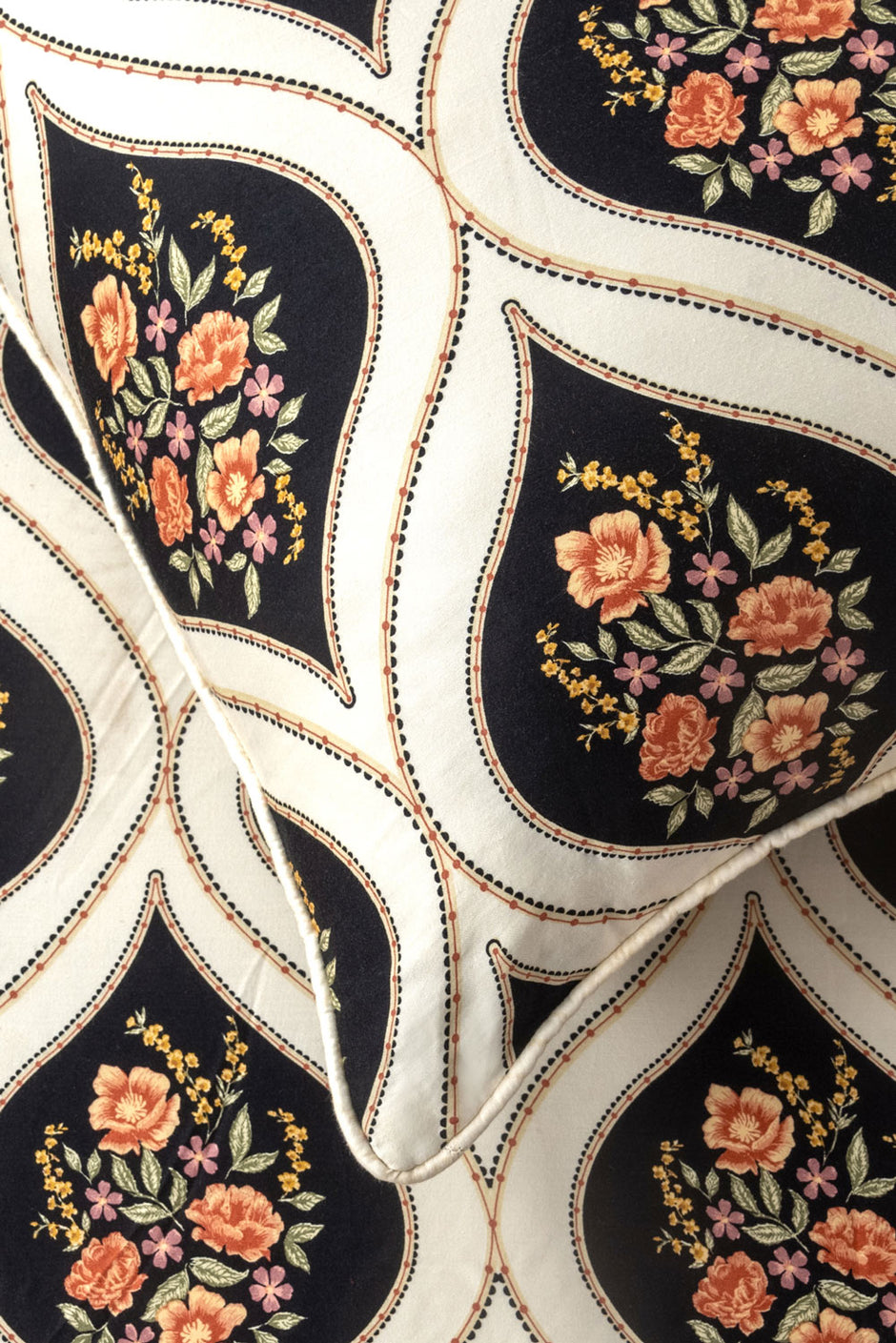 Rose Ogee T-200 Quilt Cover Set