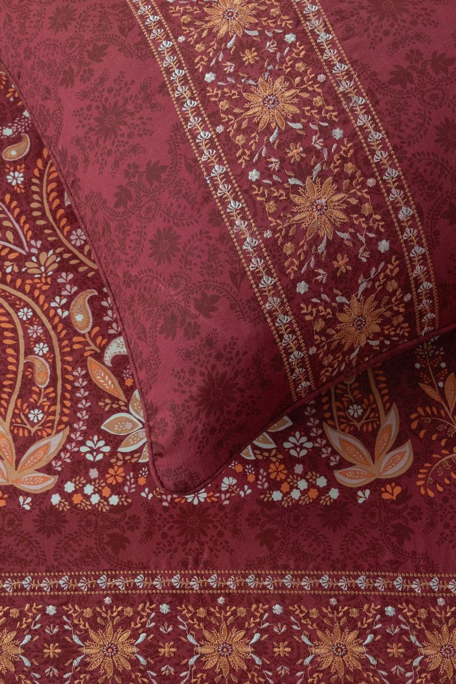 Royal Ethnic Quilt Cover Set