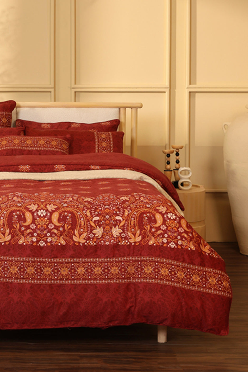 Royal Ethnic Quilt Cover Set