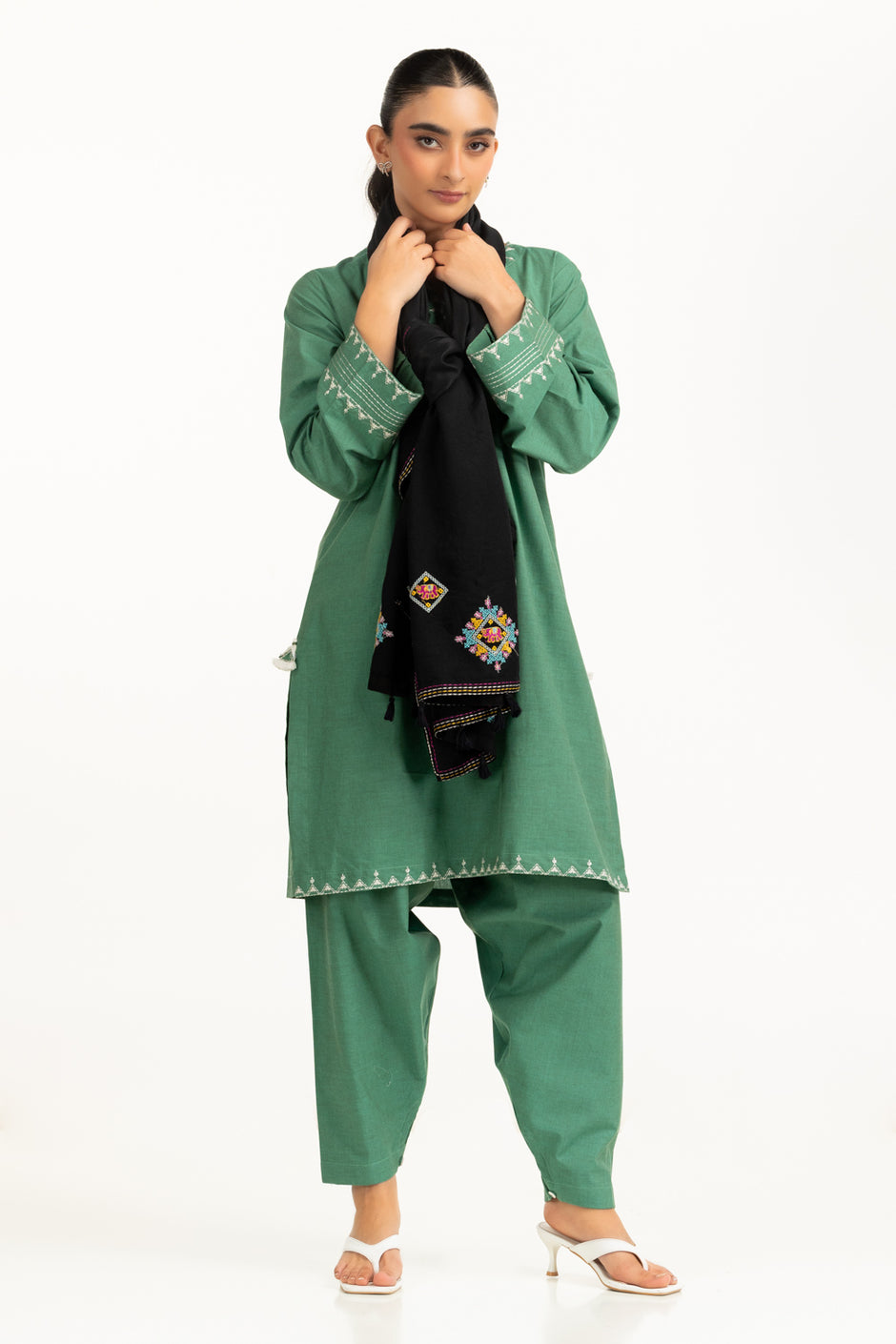 Herringebone Embroidered Stole