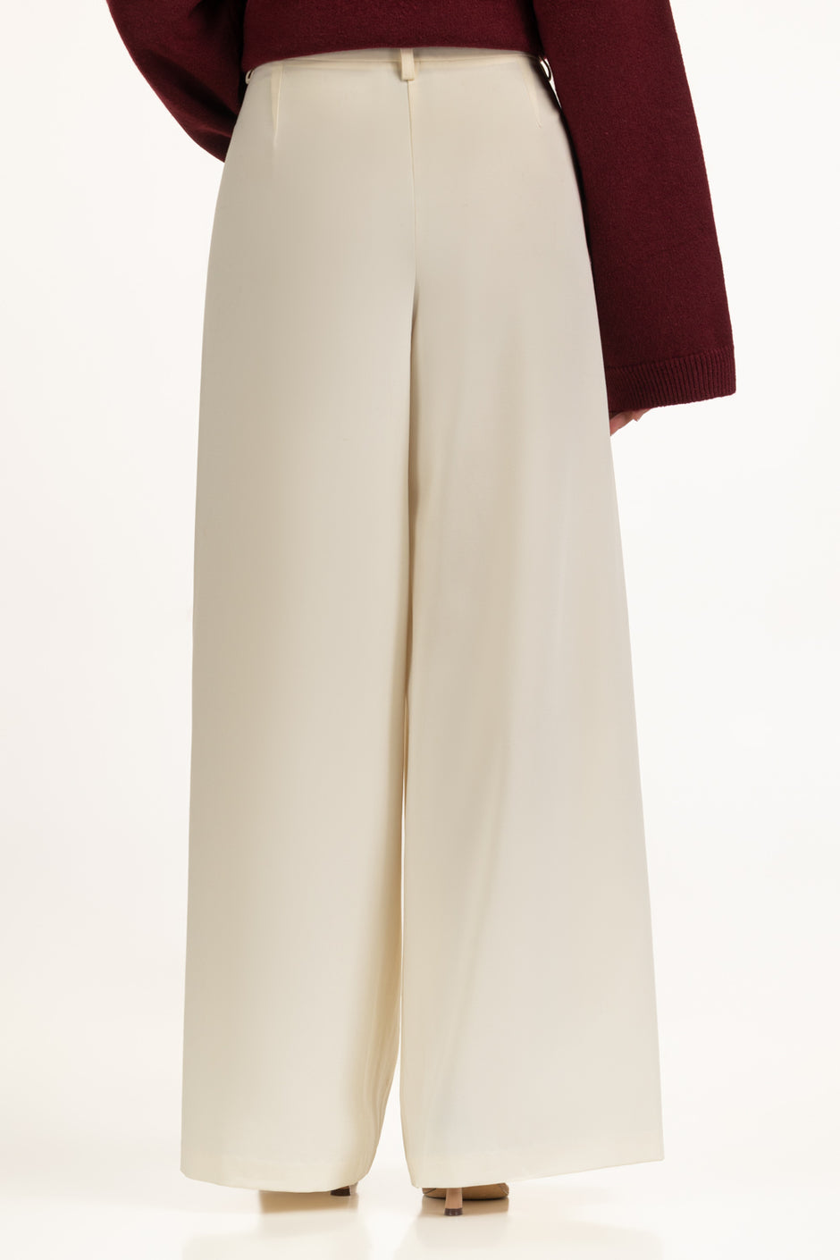 Wide Leg Fit Pant