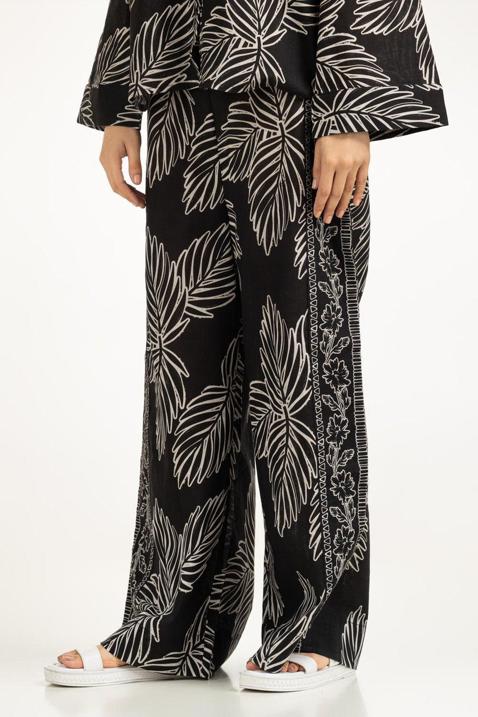 Regular Fit Trousers